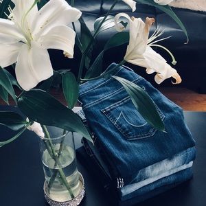 🖤 DEMIN JEANS COMING SOON! DON’T MISS OUT 🖤